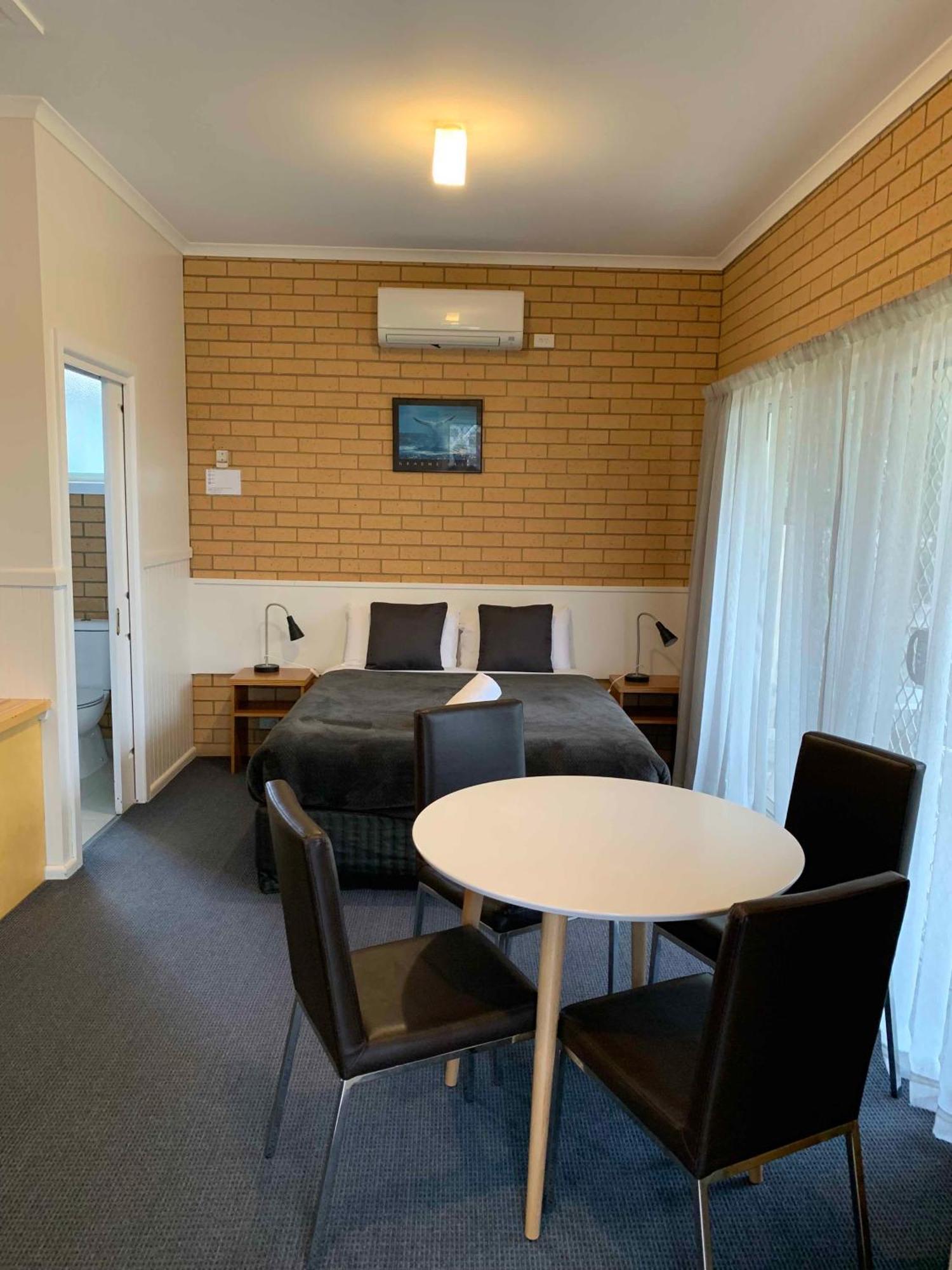 Port Campbell Parkview Motel & Apartments Bagian luar foto