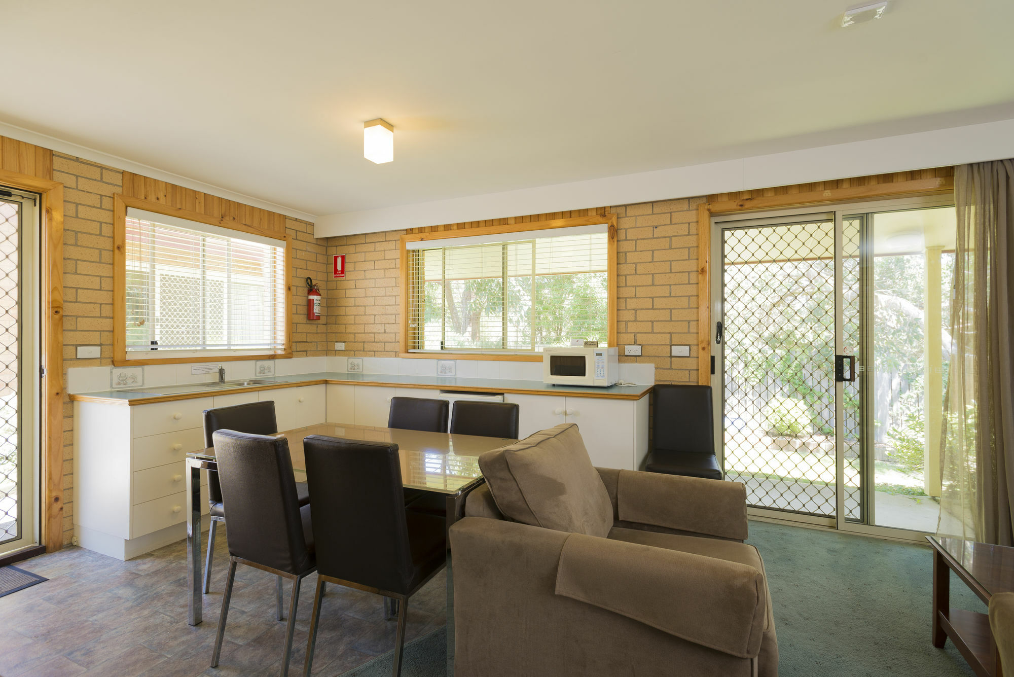 Port Campbell Parkview Motel & Apartments Bagian luar foto